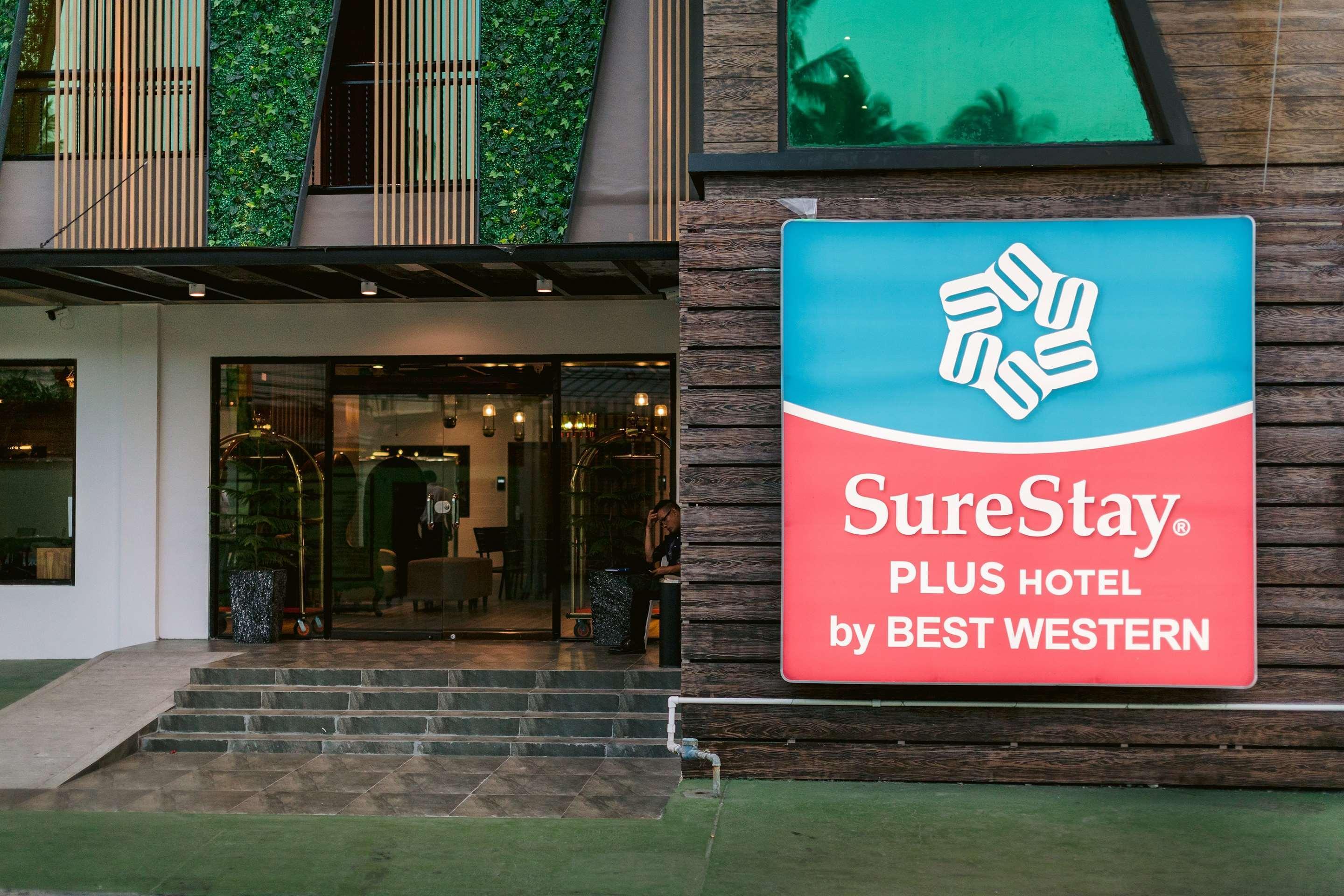 Surestay Plus Hotel By Best Western Ac Luxe Angeles City Bagian luar foto